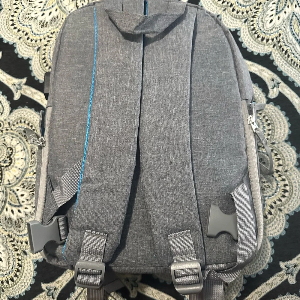 Deco Gear camera backpack